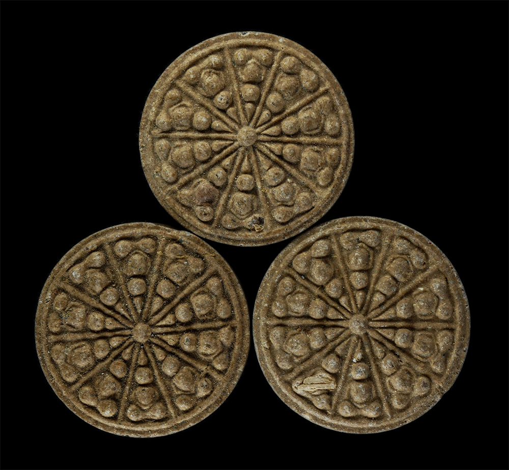 17Aug24 (348)p.jpg - พระงบน้ำอ้อย พระเจ้า 10 พระองค์ หลวงปู่โทน กันตสีโล วัดเขาน้อยคีรีวัน อ.บ้านบึง จ.ชลบุรี ปี2551 เนื้อผงพุทธคุณ ผงว่าน(องค์ที่3) | https://kamulet.in.th